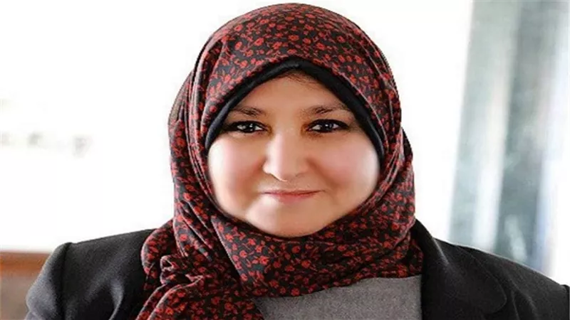 مدير تعليم السويس تؤكد على انتظام الدراسة بمدارس المحافظة