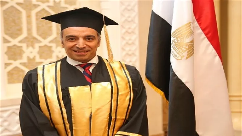 مصري يحصل علي الدكتوراه الفخرية من جامعة اوسلو 