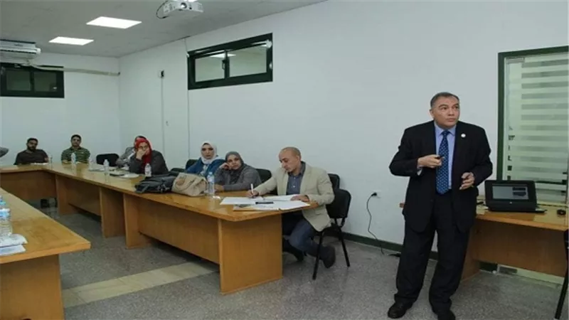 بالصور.. نائب رئيس جامعة المنصورة يتابع سير المشروعات البحثية الممولة  