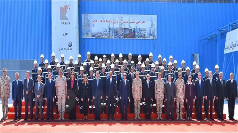 الرئيس السيسي يفتتح عدد من المشروعات التنموية والخدمية بالسويس ووسط وجنوب سيناء