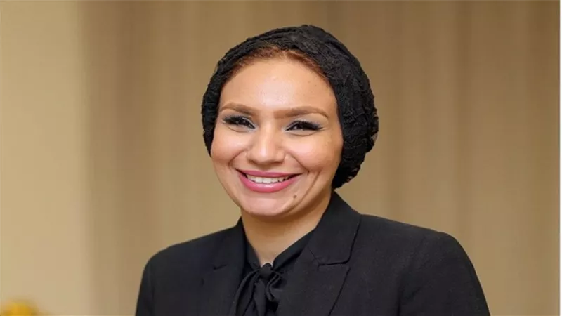 ياسمين الكاشف أمين جامعة مصر للمحور: جامعة مصر اول جامعة مصرية خاصة تشارك مع الاتحاد الاوروبى فى تبادل طلابى كامل 
