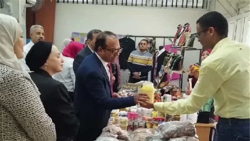 «المالية»: إقبال كبير فى اليوم الأول لمعرض «التراث المصرى لأهالي المدن الحدودية»