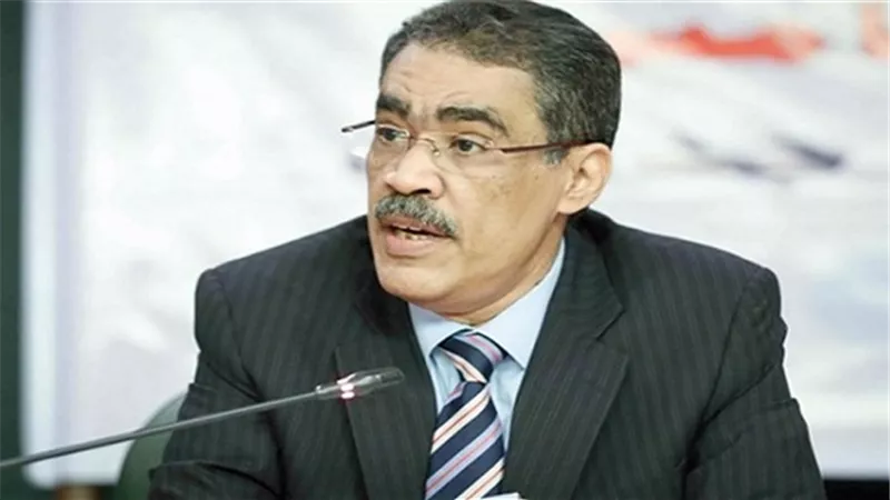 أول تعليق لنقيب الصحفيين على تطوير المؤسسات القومية ووقف التعيينات الصحفية