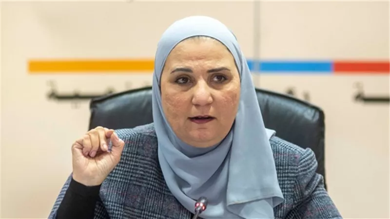 وزيرة التضامن تدعو القطاع الخاص للشراكة في استثمار أموال التأمينات