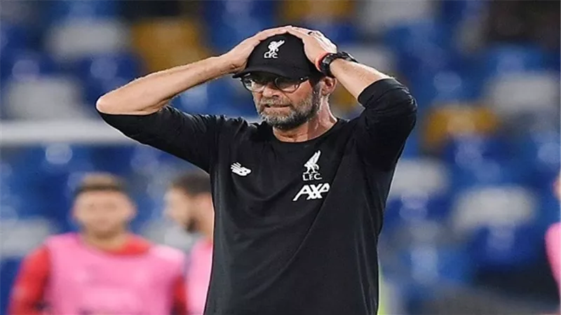 صدمة كبيرة.. إصابة نجم ليفربول قبل مواجهة أتلتيكو مدريد بدوري الأبطال