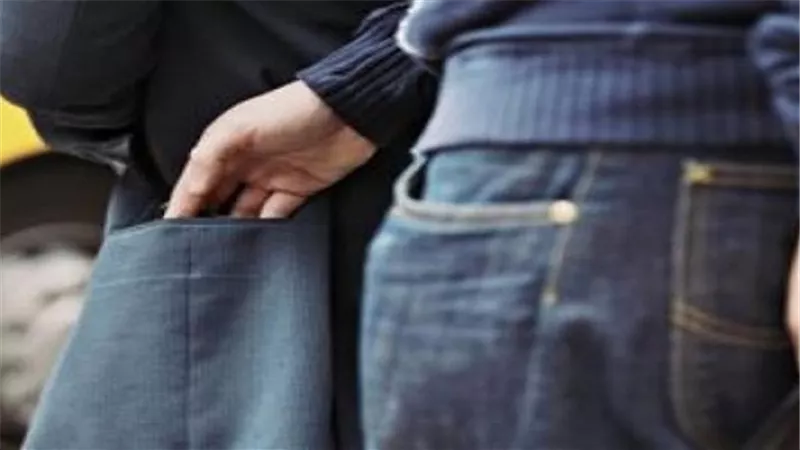 ضبط 25 قضية سرقة ونشل بوسائل المواصلات فى رمضان