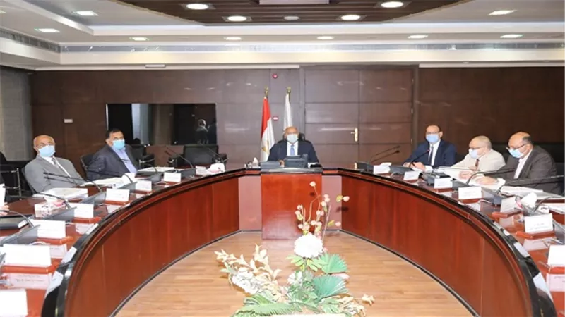 وزير النقل يترأس أعمال الجمعية العامة العادية للشركة المصرية لتجديد وصيانة خطوط السكك الحديدية  