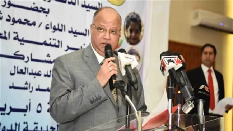 محافظ القاهرة: السماح بركوب كبار السن وسائل هيئة النقل العام مجانا 