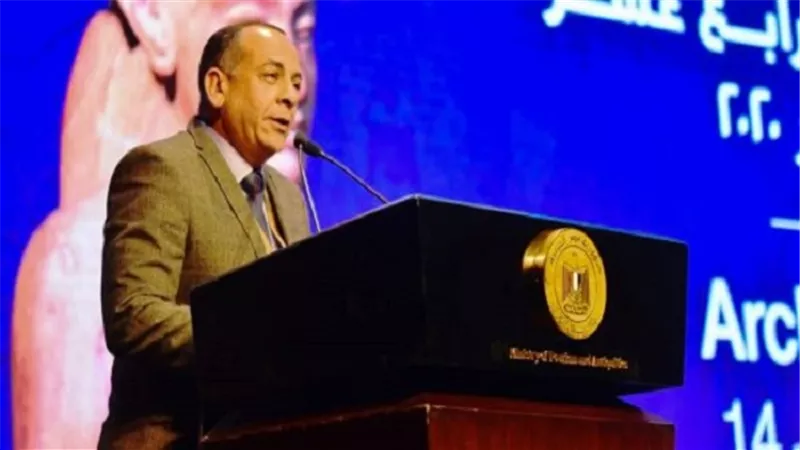 السياحة والآثار تعلن تعديل عقود 2949 من العاملين بـ