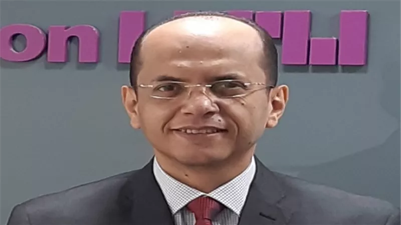 الخبير التأمينى وليد خيرى سليم لــ