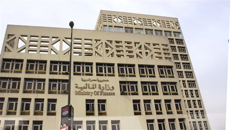  المالية: مبادرة إحلال السيارات تستهدف الحفاظ على الصحة العامة