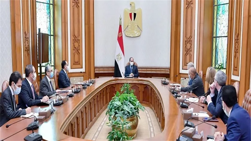 بالفيديو..السيسي يتابع الموقف التنفيذي لعدد من مشروعات البترول 