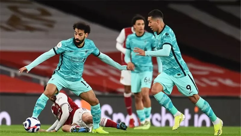موعد مباراة آرسنال ضد ليفربول فى الدوري الإنجليزي والقناة الناقلة