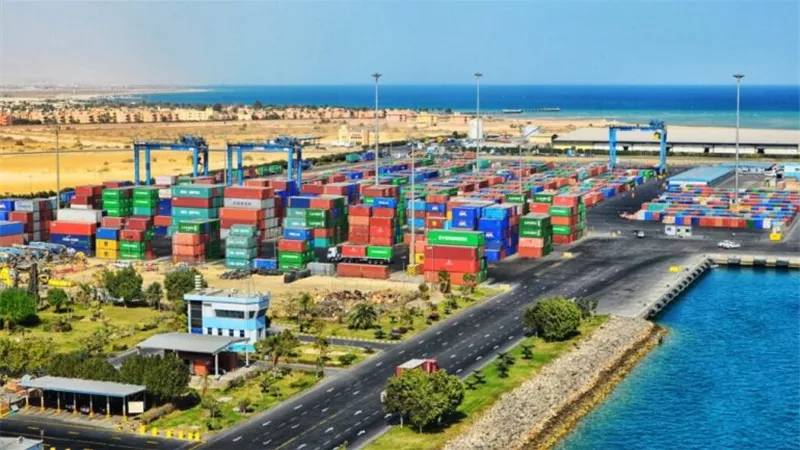 2.7 مليار جنيه ضرائب ورسوم بجمارك السخنة خلال مايو الماضي