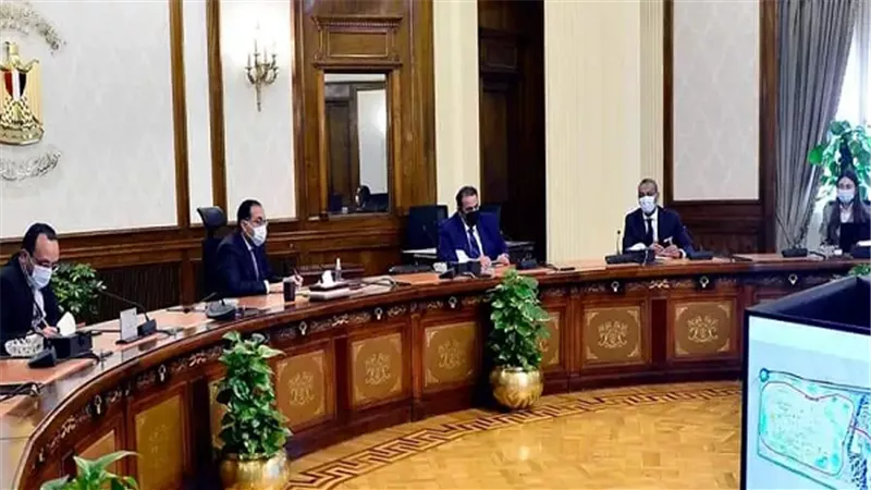 مدبولى يتابع تنفيذ توجيهات الرئيس بزيادة المستفيدين من برامج الحماية الاجتماعية