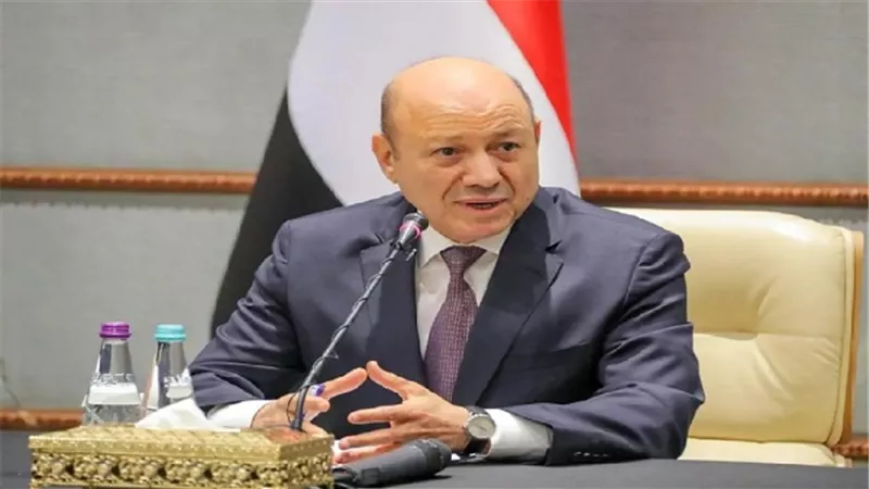 رئيس مجلس القيادة الرئاسى باليمن يعزى الرئيس السيسي فى ضحايا كنيسة أبو سيفين