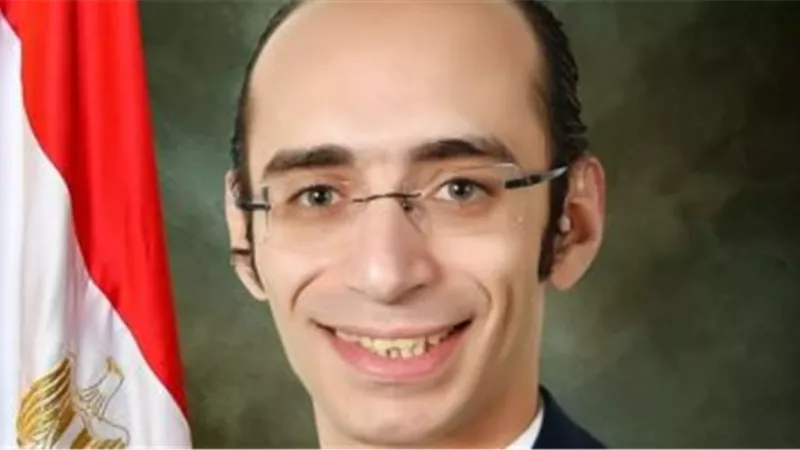 تجديد الثقة للنائب محمد عبد العزيز وكيلا للجنة حقوق الانسان 