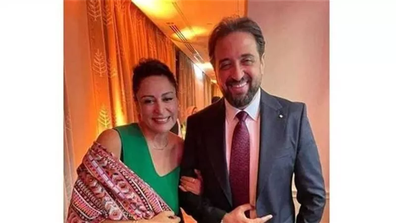 أين الحقيقة.. أيمن رشوان ترند «جوجل» بعد تصريحات منى عراقي بالزواج منه