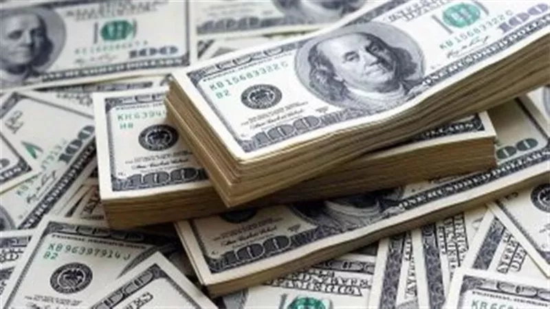 بعد رفع المركزي سعر الفائدة 2%.. الدولار يتجاوز 22 جنيها