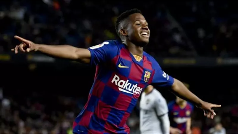 فاتي يصدم برشلونة بعد وداع دوري أبطال أوروبا
