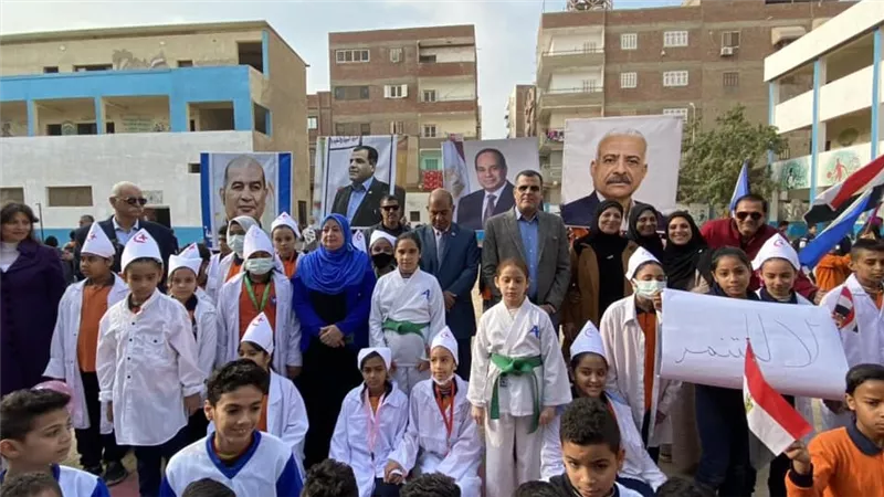 مدير تعليم السويس يشهد اليوم الرياضي بمدرسة مصطفي هاشم 