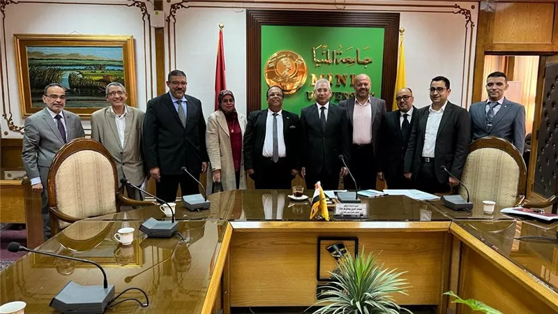 جامعة المنيا تُناقش الاستعدادات لبدء اختبارات نهاية الفصل الدراسي الأول 2022/2023 