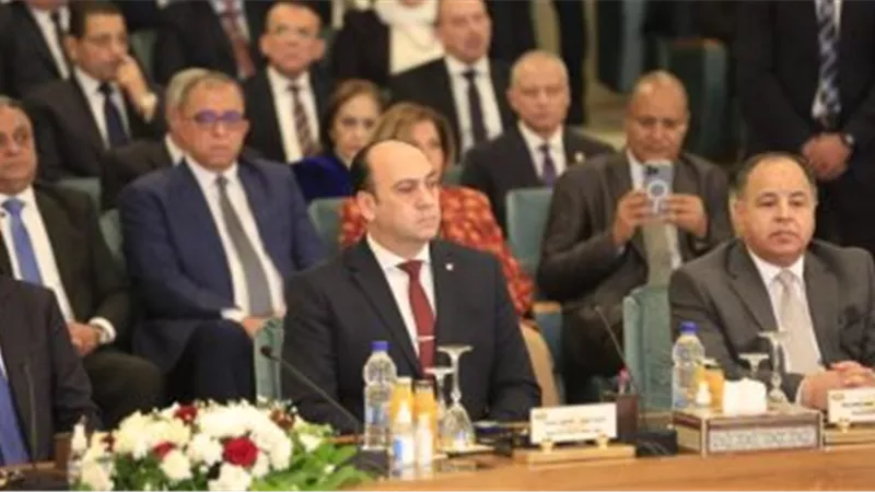 الرقابة الإدارية: تمكين الشباب وخلق ثقافة ضد للفسادين 