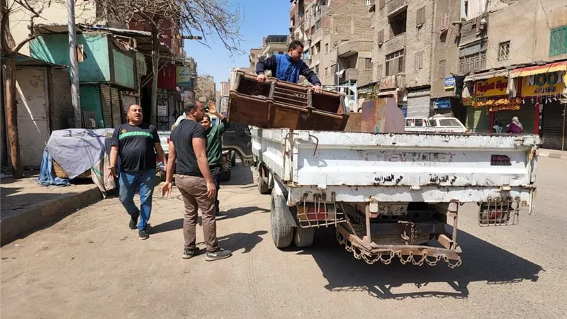 محافظ الجيزة : رفع كافة حالات الإشغال والتعديات والباعة المفترشين للطريق العام
