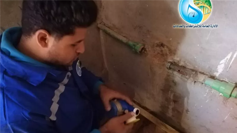 مياه الفيوم تواصل استبدال العدادات الميكانيكية بالعدادات مسبقة الدفع بالمصالح الحكومية  
