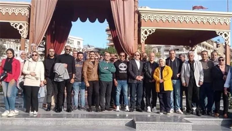 رئيس الكتلة البرلمانية لنواب السويس في زيارة لـ جبل الملح بـ