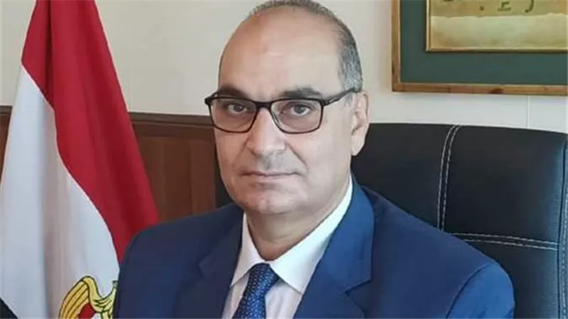 المستشفيات التعليمية تستضيف خبير عالمى لجراحات أورام النساء بمستشفى الجلاء