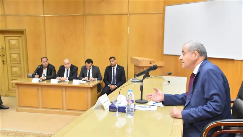 وزير التموين: لجنة عليا لتحديد السعر العادل للسلع الإستراتيجية  