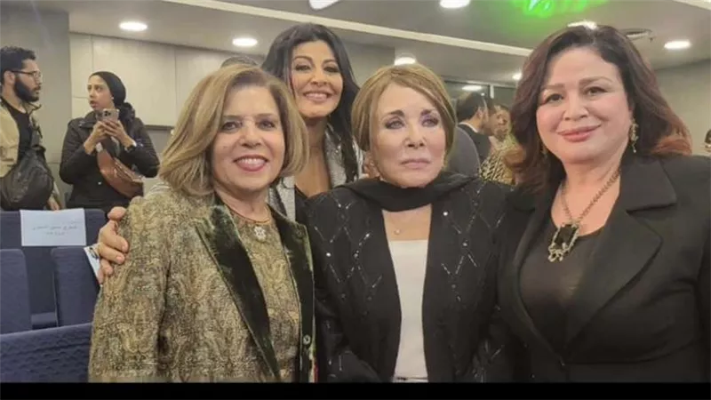 إلهام شاهين: سعيدة بتكريم 