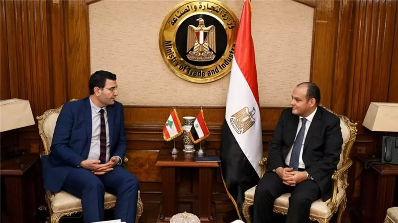 وزير التجارة والصناعة يبحث مع وزير الزراعة اللبناني تنمية أطر التعاون