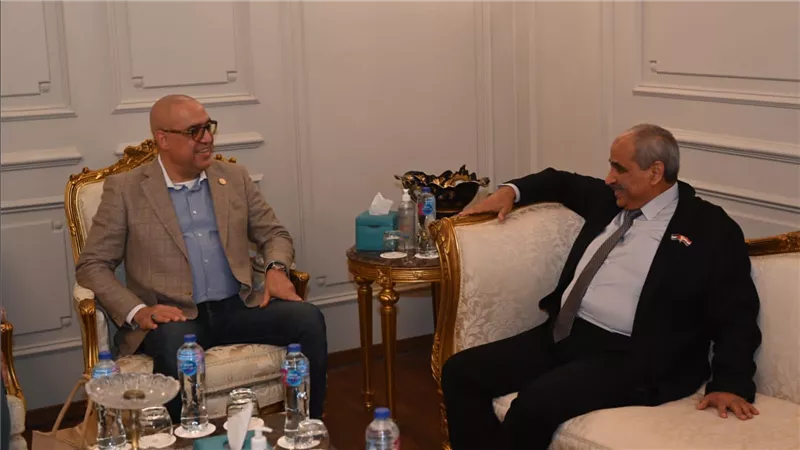 وزير الإسكان يلتقى نظيره الفلسطينى لبحث أوجه التعاون 
