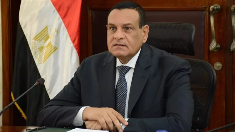 وزير التنمية المحلية يتلقى تقريرا عن جهود 15 محافظة لتمكين ذوى القدرات الخاصة