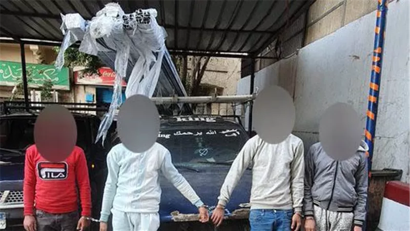 الداخلية: ضبط 4 أشخاص بتهمة سرقة الوميتال من موقع تحت الإنشاء