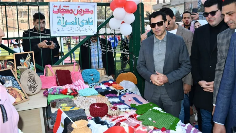 وزير الشباب والرياضة ومحافظ الشرقية يفتتحان مراكز شباب الحصر والمسلمية والأعصر وطوخ 