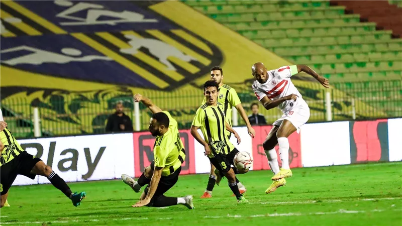 فيريرا وشيكابالا يعترضان على حكم لقاء المقاولون العرب