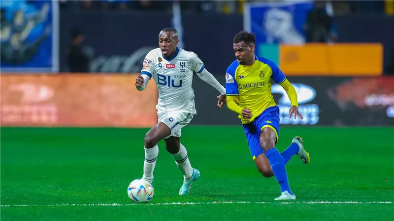 قمة الدوري السعودي ..التعادل يحسم ديربي الرياض بين الهلال والنصر