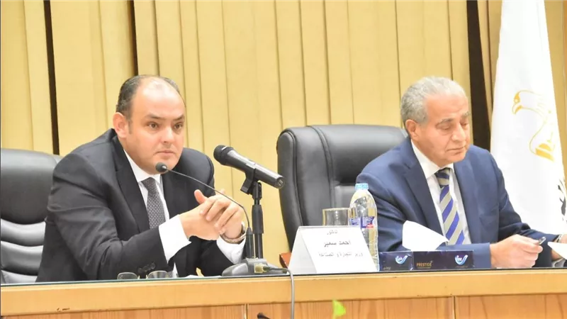وزير الصناعة: الافراجات الجمركية الاخيرة ستوفر كافة السلع ومستلزمات الإنتاج 