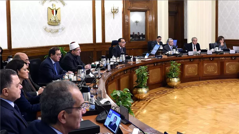 الوزراء يوافق على استبعاد 48 من أنشطة المحال من شرط الموافقة للحصول على الترخيص