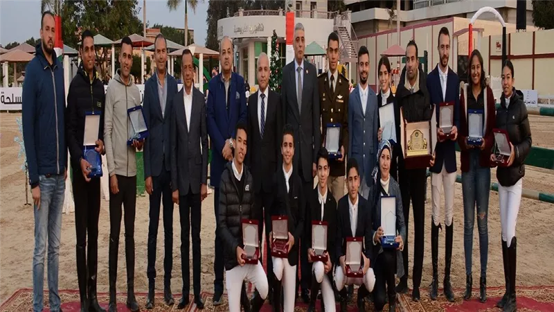 القوات المسلحة تنظم بطولة الجمهورية لقفز الموانع بنادى فروسية القوات المسلحة 
