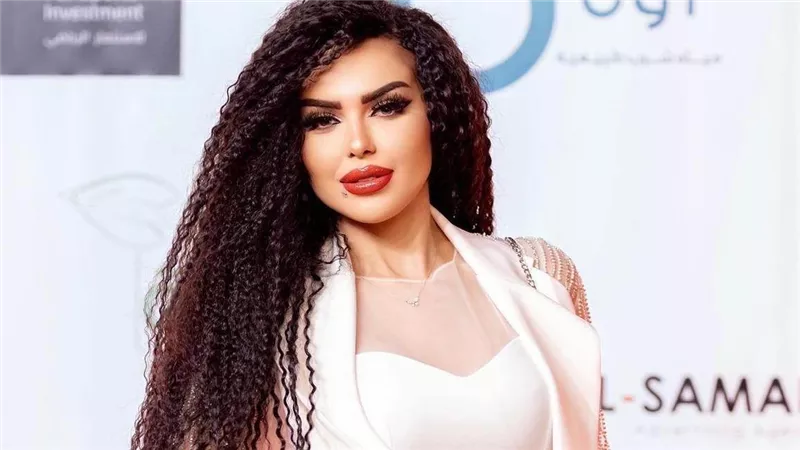 بٱطلاله ميمزة... لي لي قاسم  بتوقيع إسلام التركي في حفل الأفضل