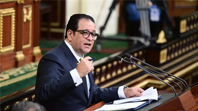 علاء عابد لوزير التموين: إنزل الأسواق الأسبوعية وإسمع للناس 