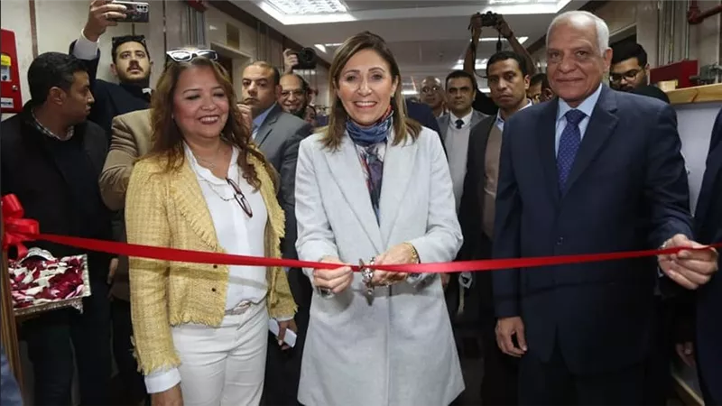 وزيرة الثقافة ومحافظ الجيزة يفتتحان المكتبة المركزية بأكاديمية ‏الفنون