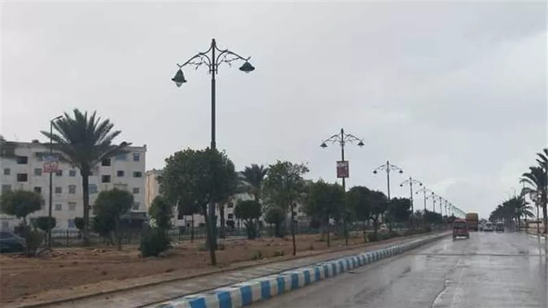 سقوط أمطار.. 