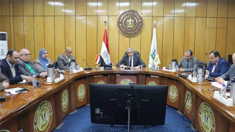 وزير القوى العاملة يلتقي مديري المديريات بالمحافظات