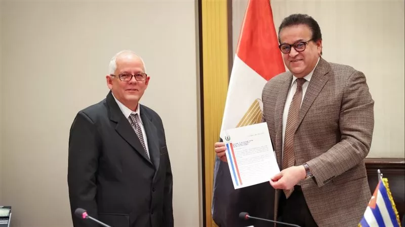 تفاصيل زيارة خالد عبد الغفار لدولة كوبا 