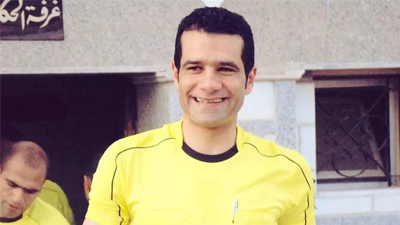 رسميُا.. محمود البنا حكمًا لمباراة الزمالك وبيراميدز بنصف نهائي كأس مصر
